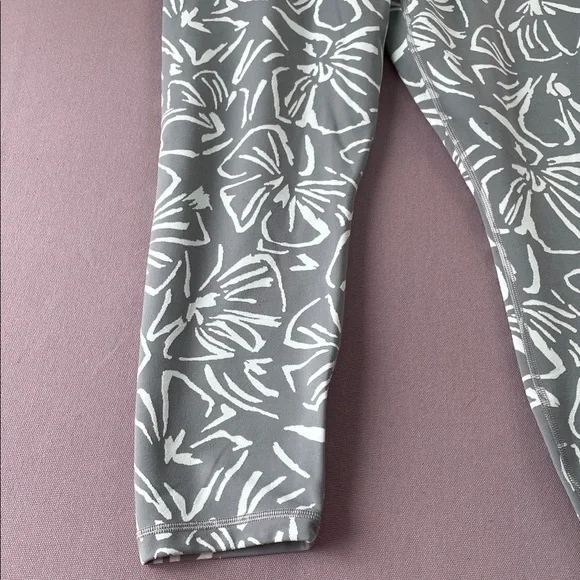 Athleta Capris Leggings - Picture 3 of 8